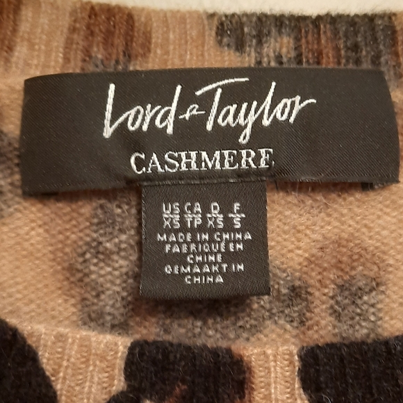 Lord & Taylor Leopard Print 100% Cashmere Crew Neck Sweater - Picture 4 of 10